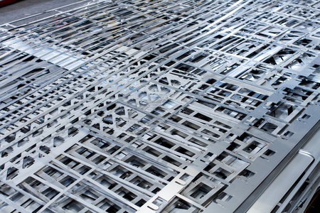 切割金属板